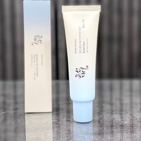 ضد آفتاب بیوتی آف آکوا فرش SPF 50 حجم ۵۰ میلی لیتر های کپی(مستر)