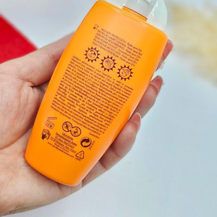 کرم ضد آفتاب بیزانس مدل فلوئید اسپورت حجم ۱۰۰ میلی لیتر SPF50 مناسب انواع پوست کپی