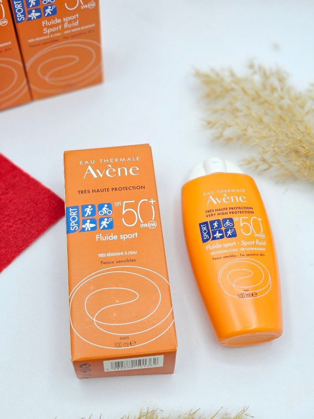 کرم ضد آفتاب بیزانس مدل فلوئید اسپورت حجم ۱۰۰ میلی لیتر SPF50 مناسب انواع پوست کپی