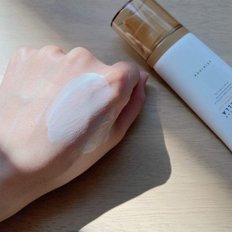 ضد آفتاب سنتلا اسکین 1004 مدل Mineral SPF30 حجم 50 میلی لیتر مستر شرکتی